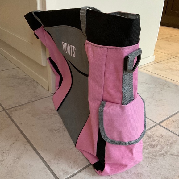 Roots - Gym Bag - Beach Tote - Pink and Grey - NWOT - Picture 6 of 13